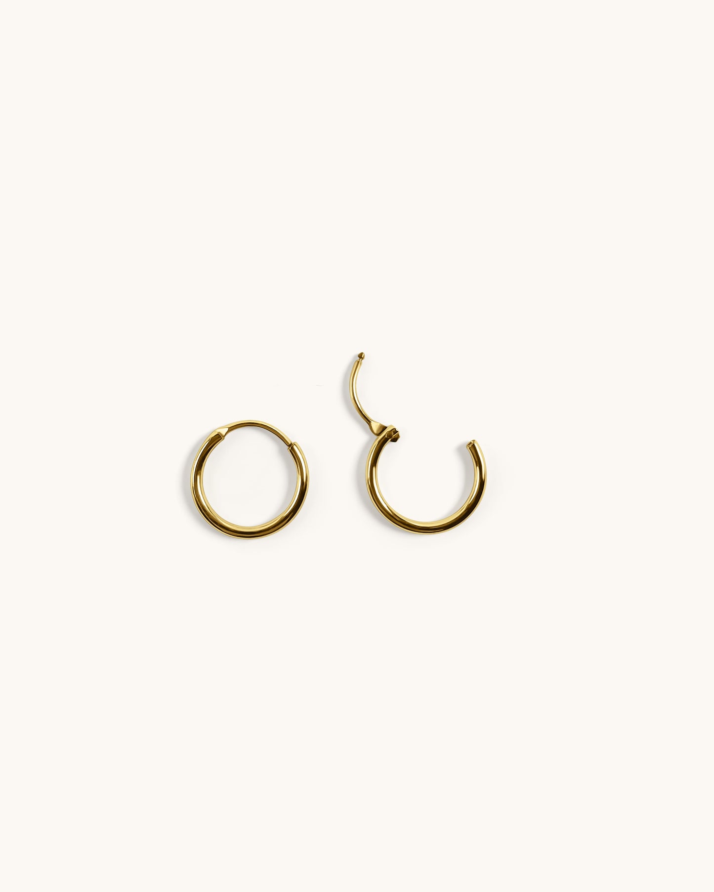 Basic Hoop Earrings - Yasmine