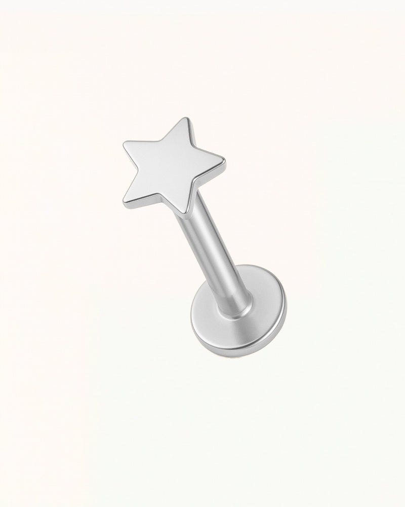 Piercing en titane en forme d'étoile - Alaina