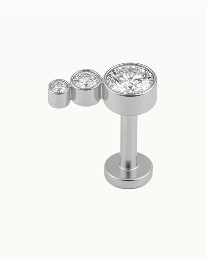 Piercing en titane minimaliste avec cristaux ronds - Isra